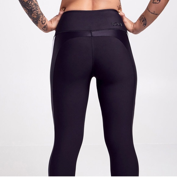 SOUL by SoulCycle With the Band Legging Tuxedo Stripe Black and White Size Small - Picture 4 of 5